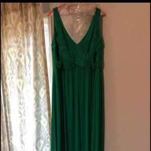 David's Bridal Long Emerald Green Dress